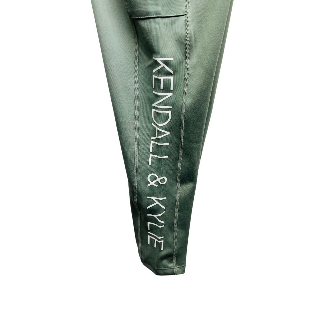 Kendall Kylie Capri Pants Large Foggy Green High Rise Yoga Pockets Athleisure — image 4 of 8